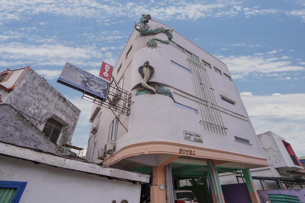 Oyo 1495 Hotel Lendosis Palembang Extérieur photo