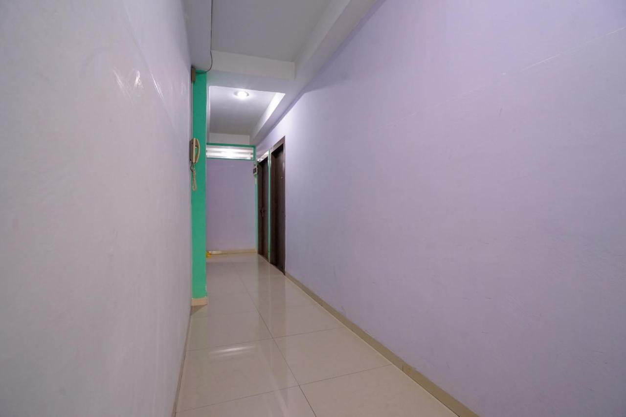 Oyo 1495 Hotel Lendosis Palembang Extérieur photo